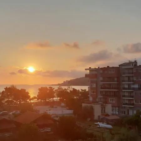 - Helios Apartment
