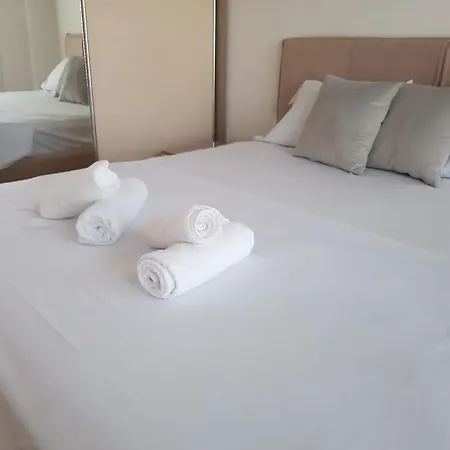 - Helios Apartment
